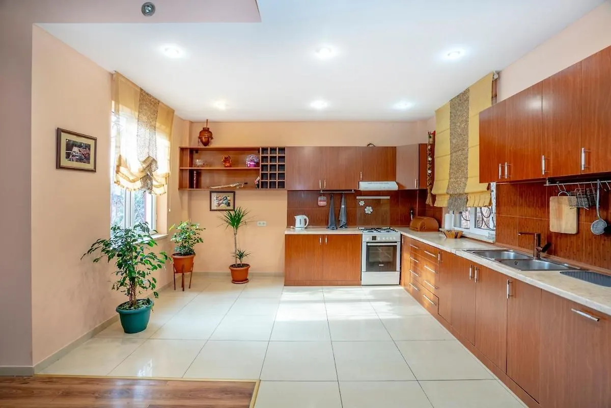 Townhouse In Old Tbilisi Apartamento