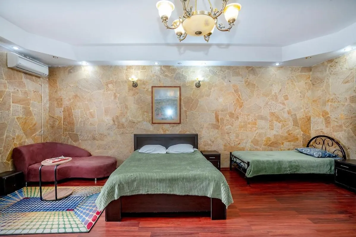 Townhouse In Old Tbilisi Apartamento
