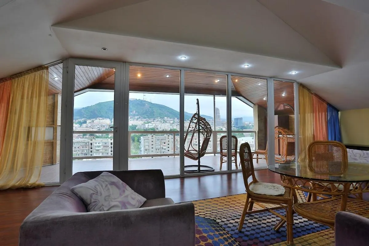 Townhouse In Old Tbilisi Apartamento